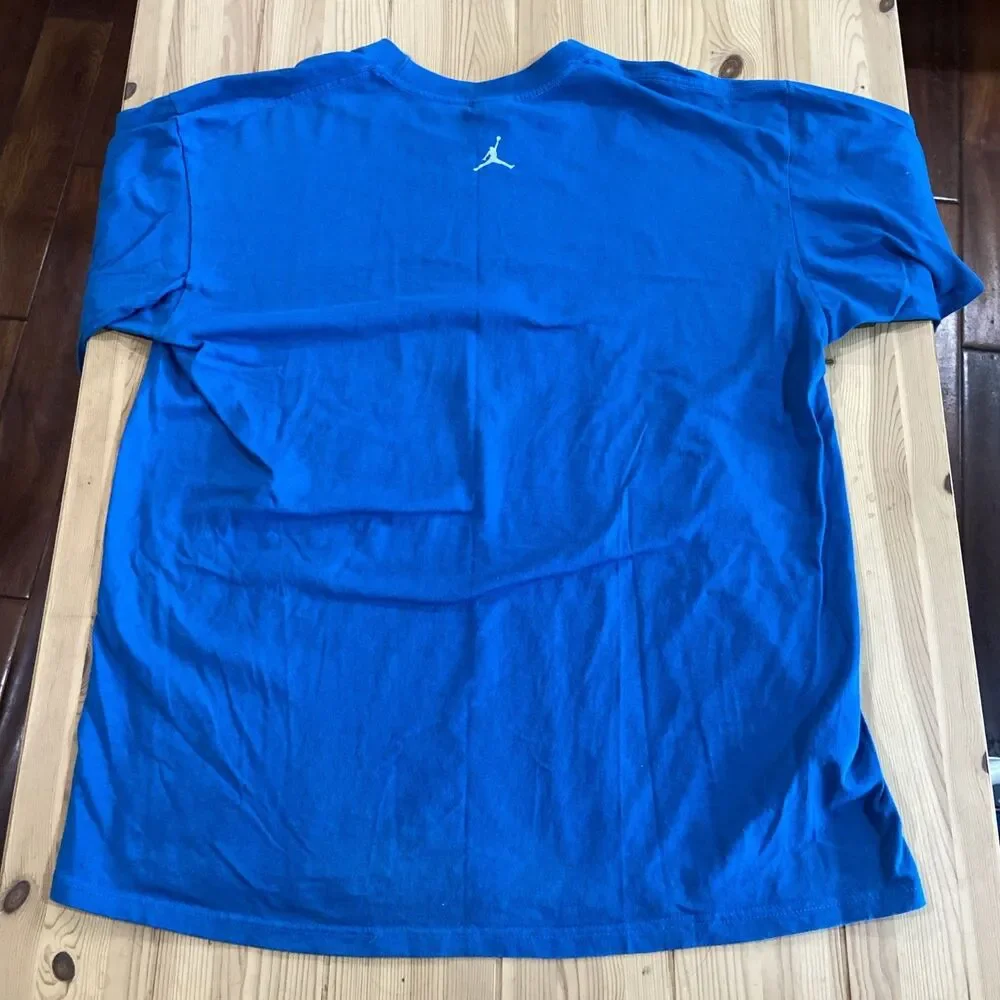 Vintage Y2K Nike Air Jordan Short Sleeve T Shirt Men’s Size Large Blue Flight